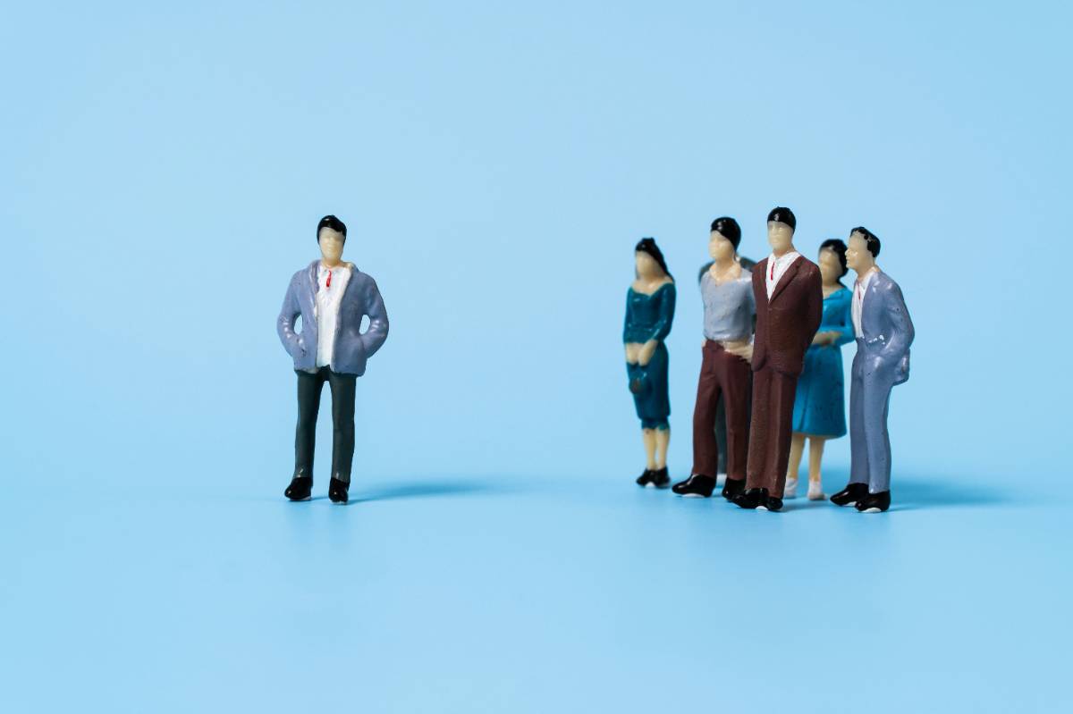Réussir rapidement dans de nouvelles fonctions : l'art de naviguer efficacement dans les réseaux internes